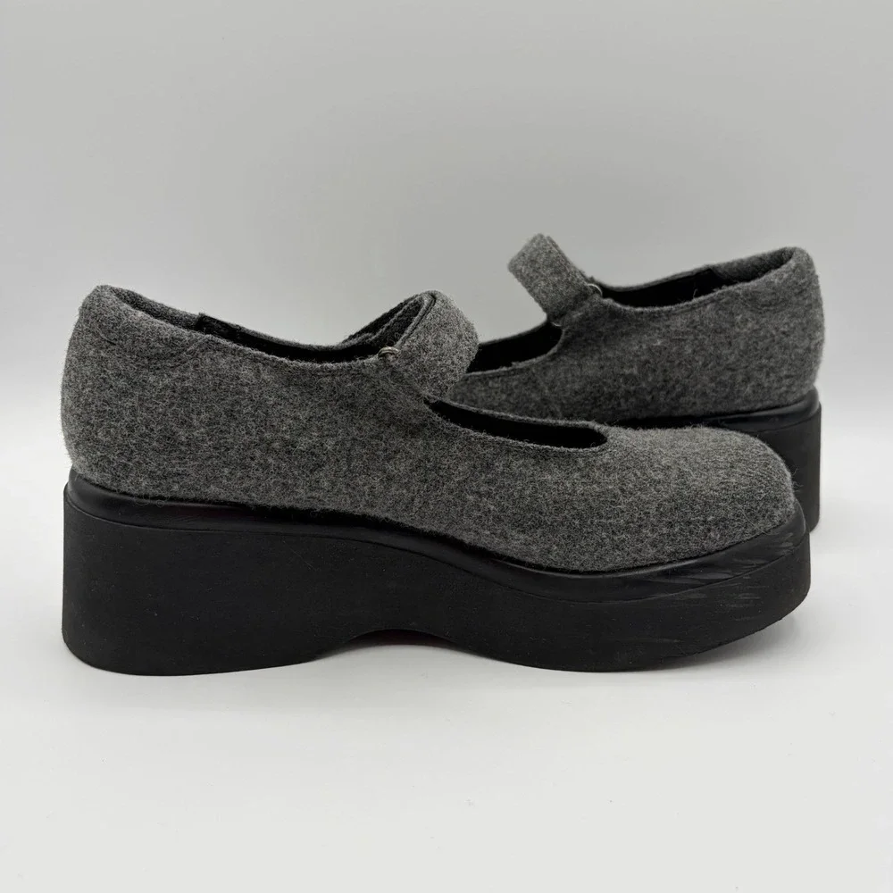 Vintage Skechers Mary Jane Platform Shoes Sz 7 Gray 90s Y2K Chunky Black Square